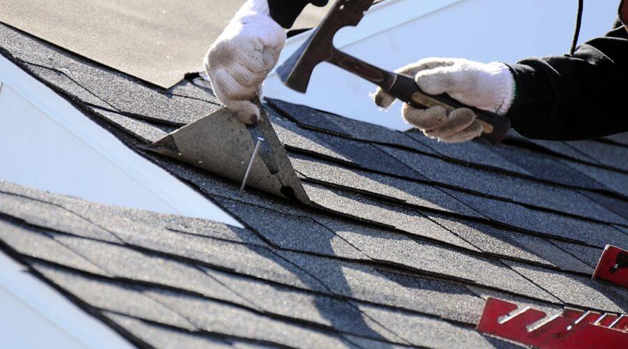 Professional residential roofers in Winamac, IN